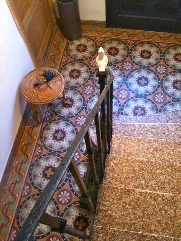 Les Cagettes En Ville Перпинян Екстериор снимка